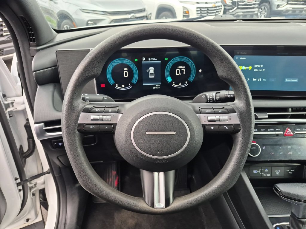 Used 2025 Hyundai Santa Cruz SEL FWD image 23