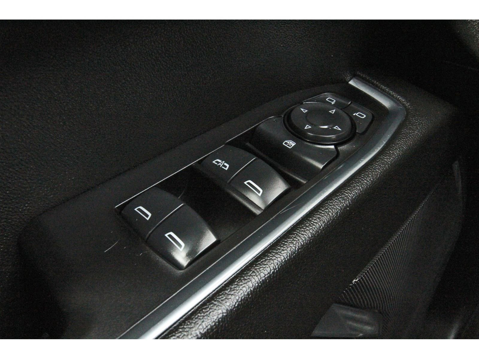Used 2025 Chevrolet Silverado 1500 LT RWD image 22