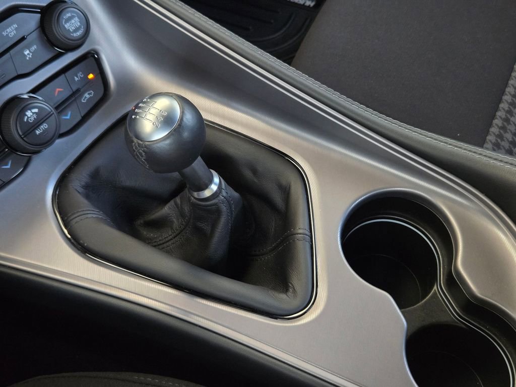 Used 2023 Dodge Challenger R/T w/ Blacktop Package image 18