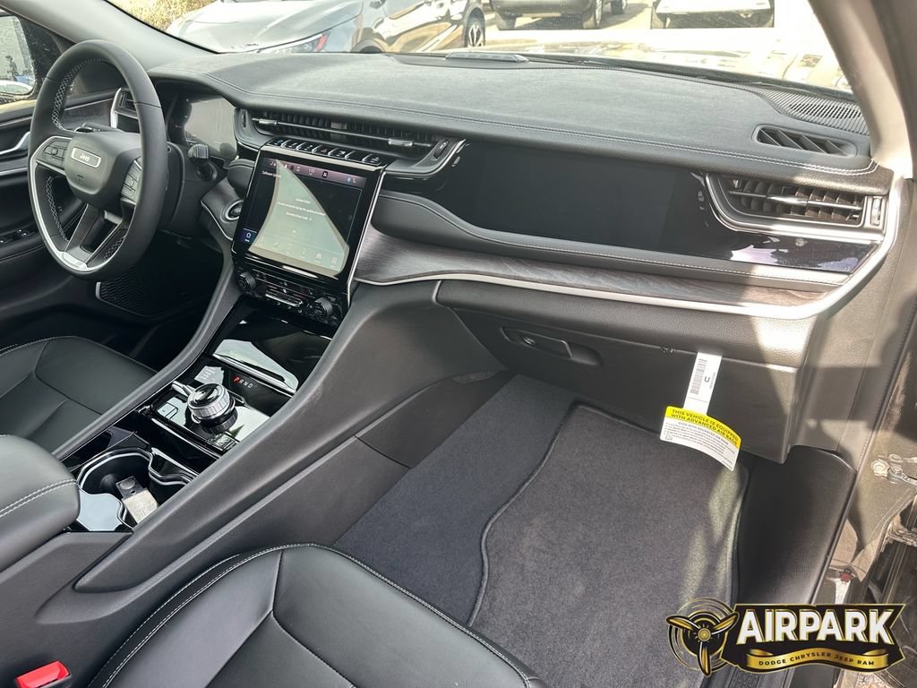 New 2023 Jeep Grand Cherokee 4WD 4xe image 11