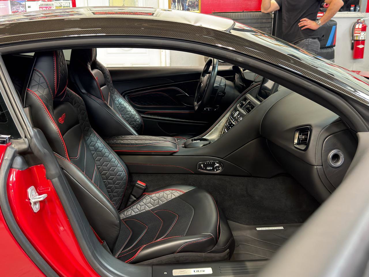 Used 2019 Aston Martin DBS Superleggera RWD image 29