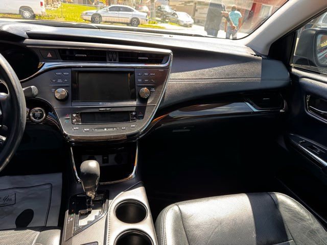 Used 2014 Toyota Avalon Limited FWD image 25