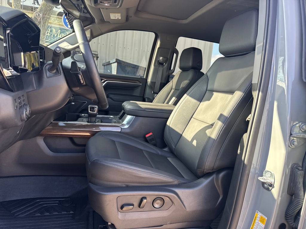 Used 2024 Chevrolet Silverado 1500 LT Trail Boss w/ LT Trail Boss Premium Package image 6