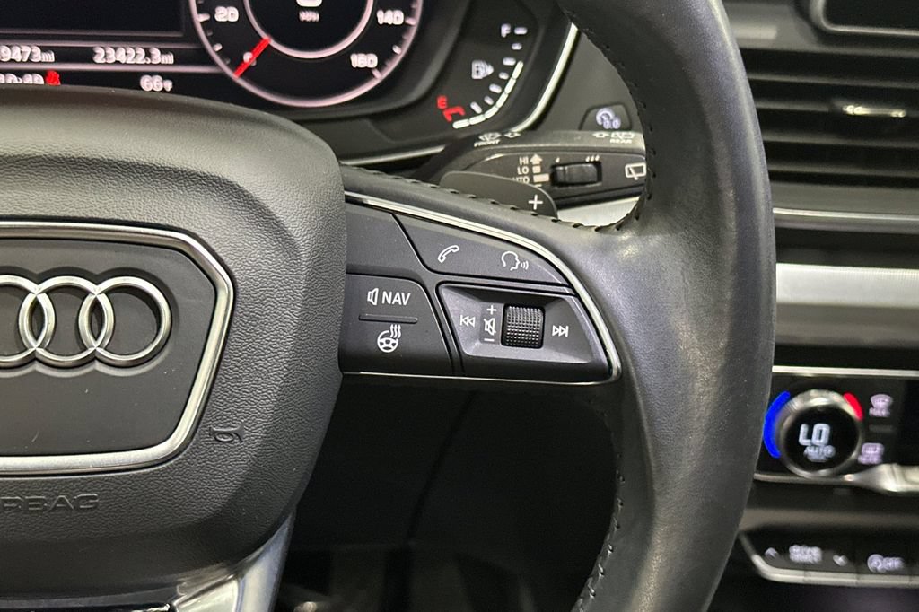 Used 2020 Audi Q5 2.0T Titanium Premium Plus w/ Premium Plus Package AWD/4WD image 29