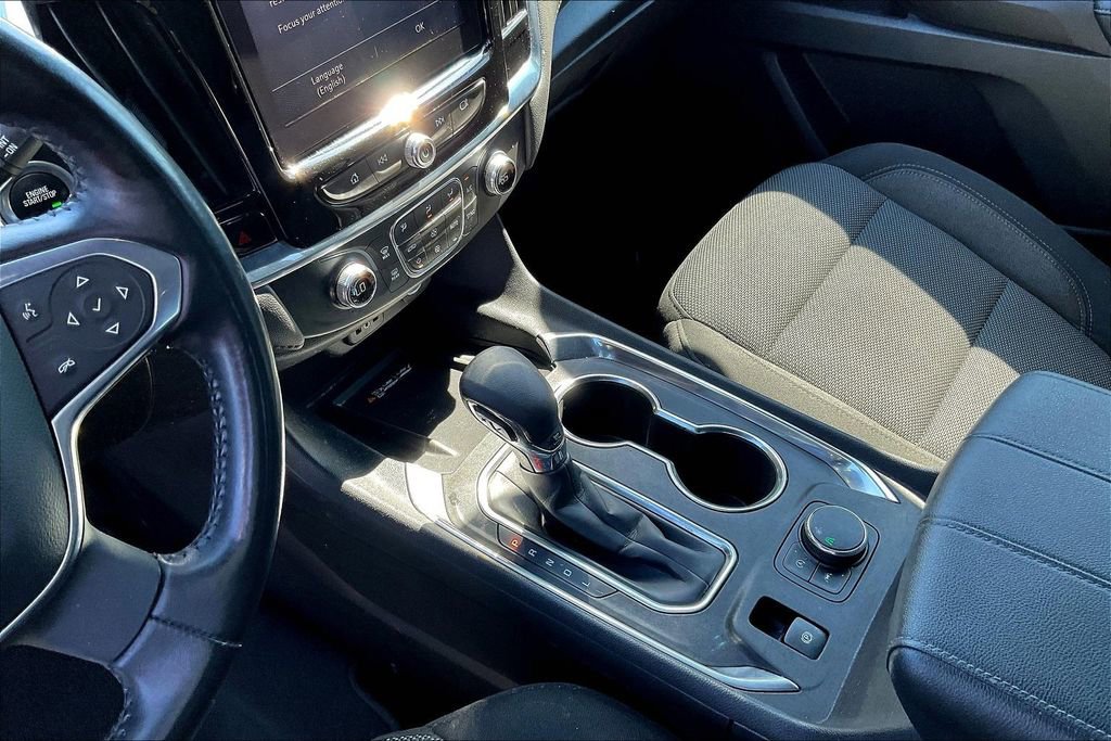 Used 2022 Chevrolet Traverse LT image 19