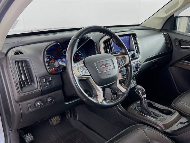 Used 2022 GMC Canyon Denali image 32
