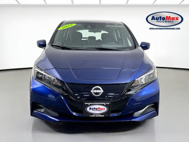 Used 2025 Nissan Leaf S FWD image 4