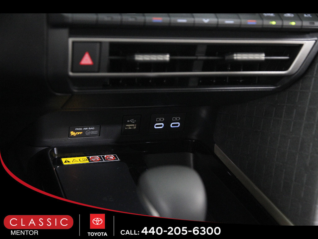Certified 2025 Toyota Camry XLE w/ Premium Plus Package AWD/4WD image 15