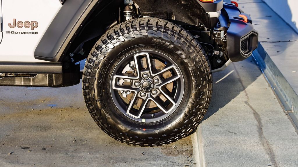 New 2026 Jeep Gladiator Mojave image 11