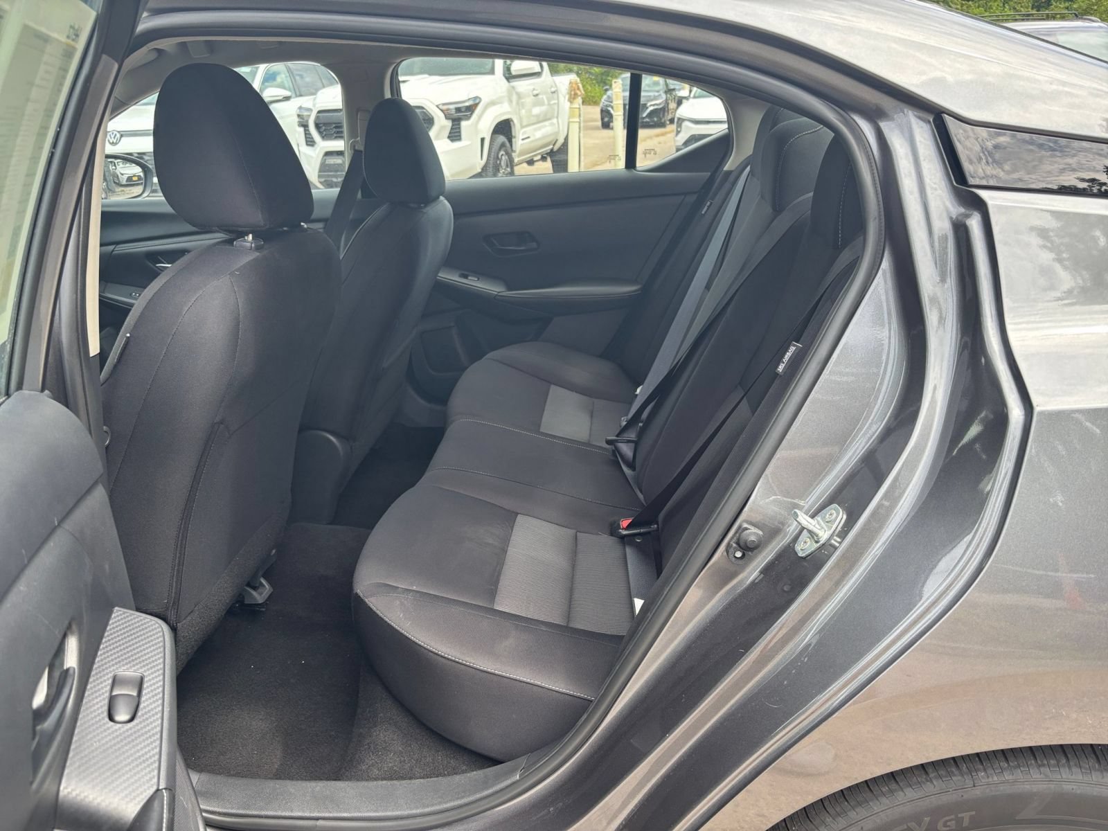 Used 2025 Nissan Sentra SV FWD image 22