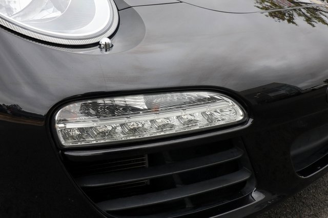 Used 2010 Porsche 911 Carrera S image 18