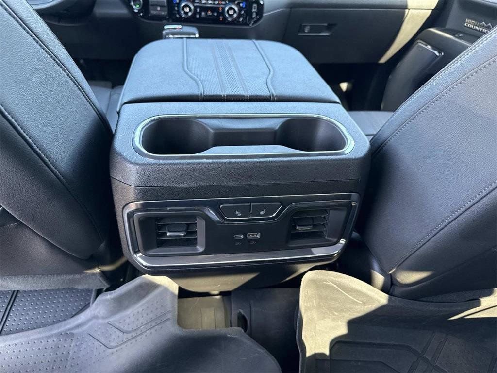 Used 2024 Chevrolet Silverado 1500 High Country w/ High Country Premium Package image 15