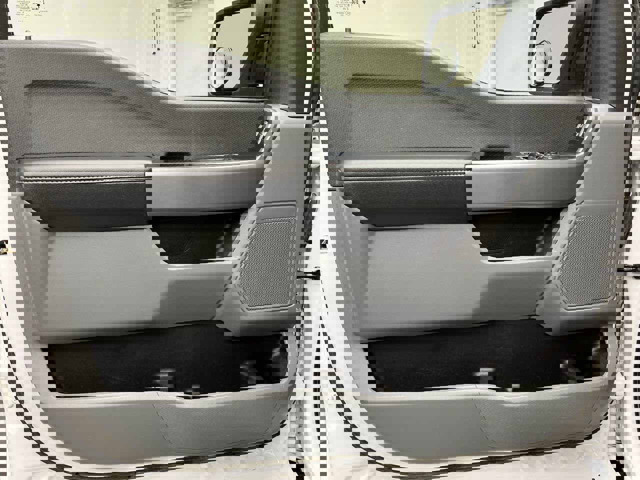 Used 2022 Ford F150 XLT w/ Max Trailer Tow Package image 8