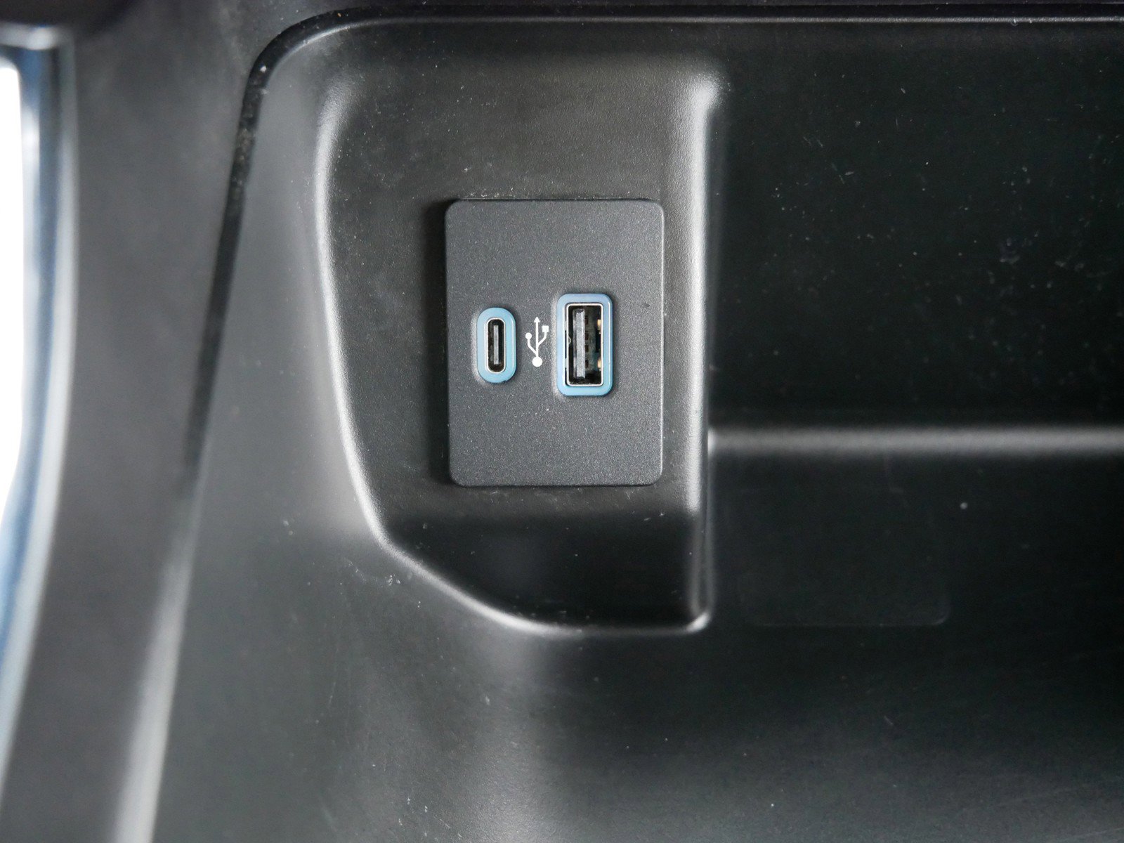 Used 2022 Ford F150 XLT w/ Equipment Group 302A High image 28