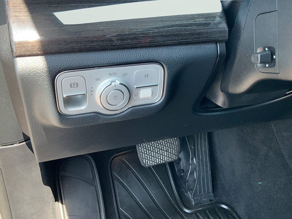 Used 2020 Mercedes-Benz GLE 350 4MATIC image 17