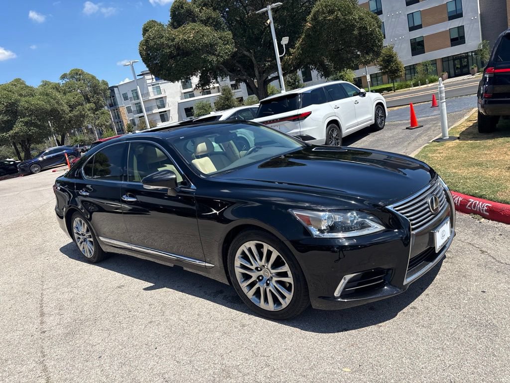 Used 2014 Lexus LS 460 w/ Comfort Package RWD image 7