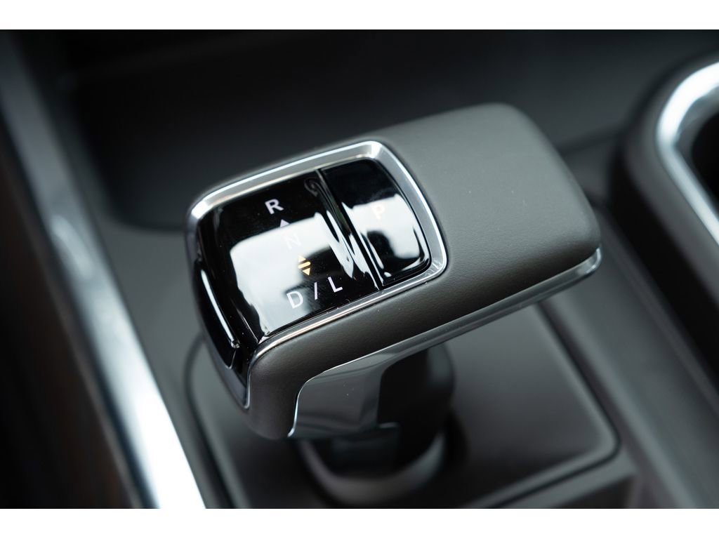 New 2026 GMC Sierra 1500 SLT image 25