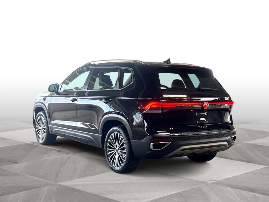New 2025 Volkswagen Taos SE FWD image 6
