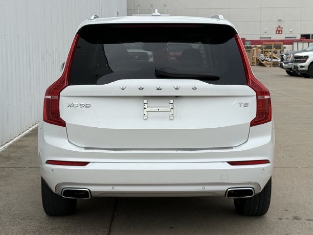 Used 2021 Volvo XC90 T5 Momentum w/ Climate Package FWD image 6