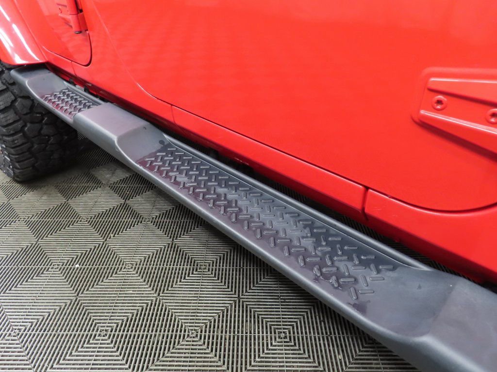 Used 2017 Jeep Wrangler Unlimited Sahara w/ Connectivity Group image 42