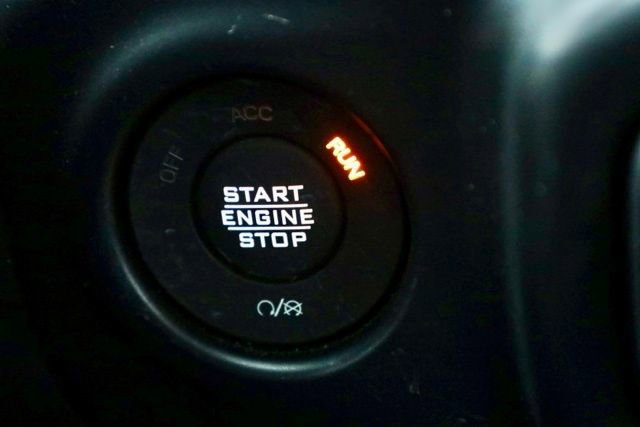 Used 2021 Jeep Gladiator Willys image 26