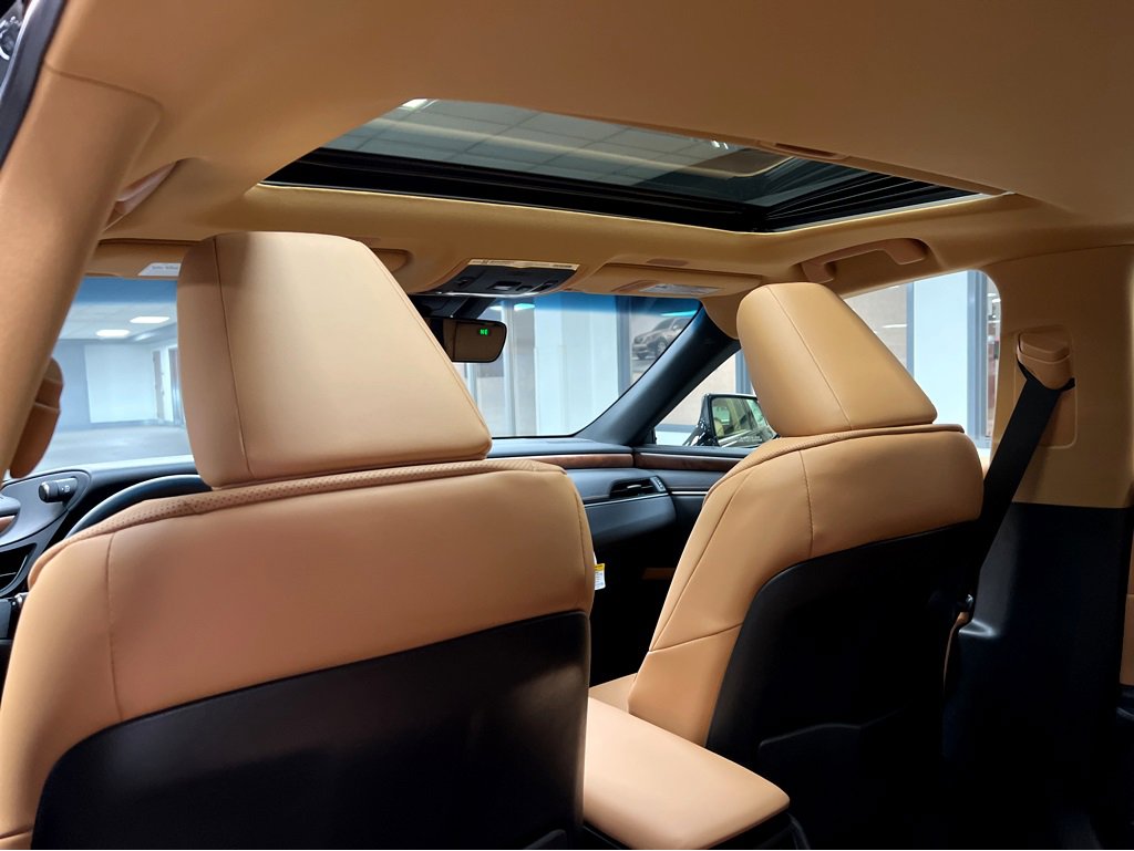 New 2025 Lexus ES 350 w/ Premium Package image 19