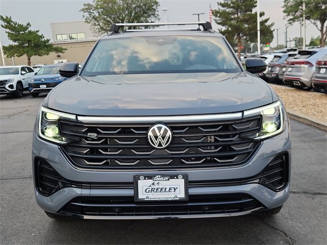 New 2026 Volkswagen Atlas Cross Sport SEL R-Line image 5