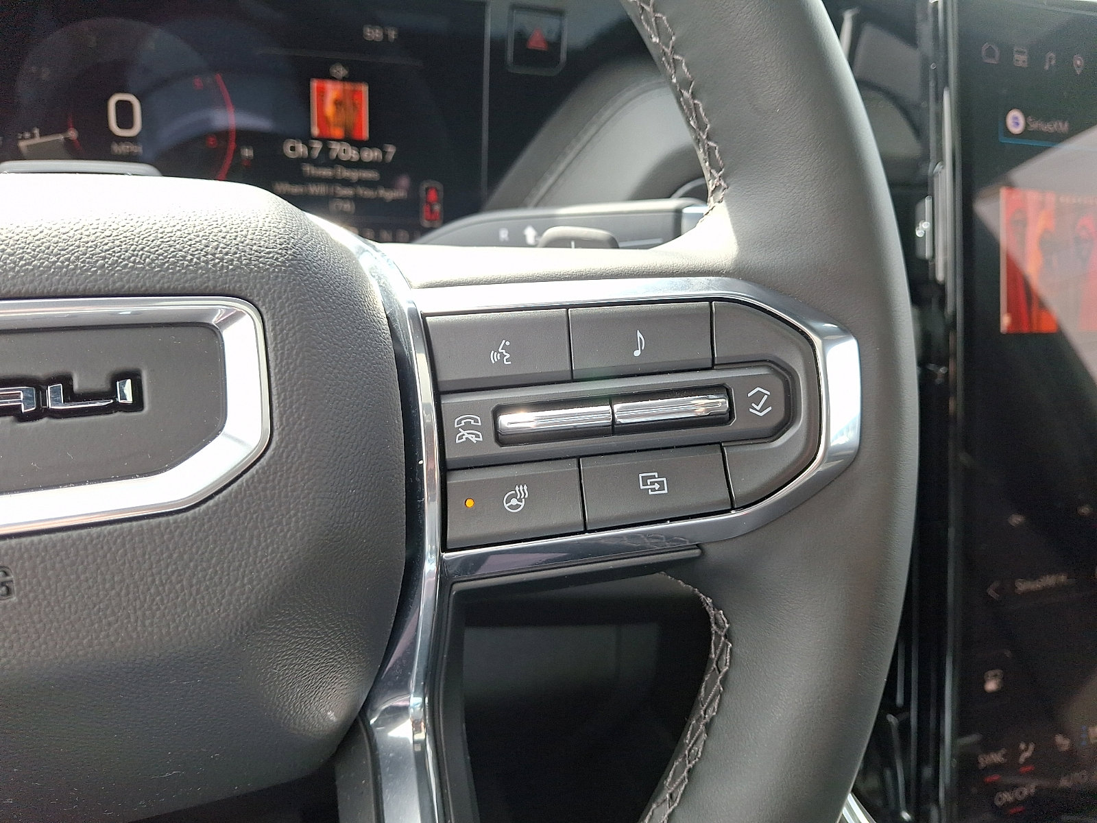 Certified 2026 GMC Yukon Denali w/ Denali Reserve Package image 23