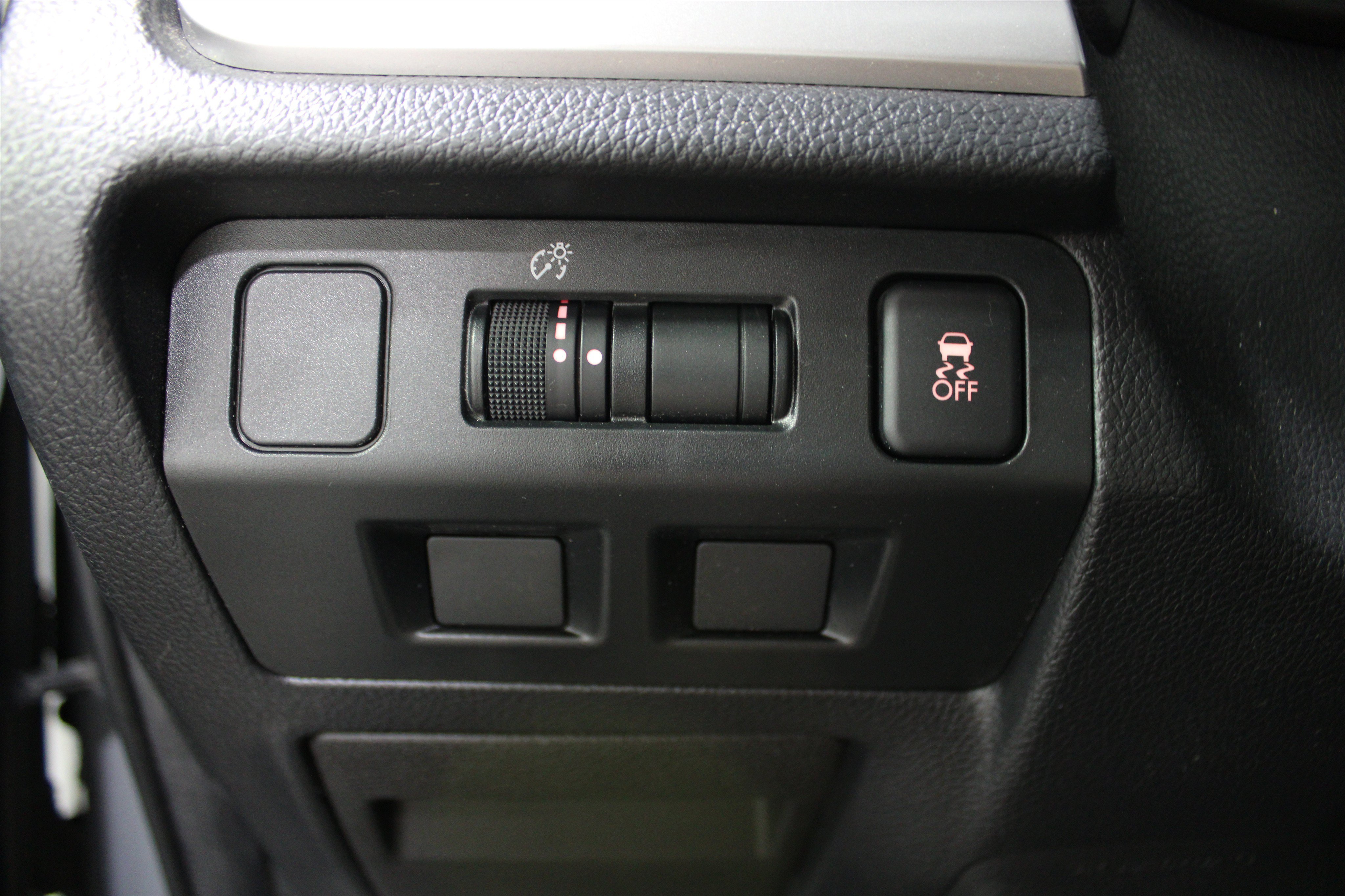 Used 2018 Subaru Forester 2.5i Premium AWD/4WD image 8