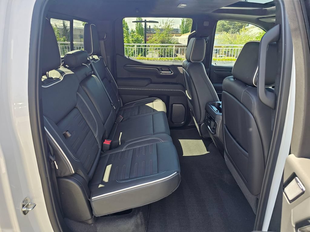 Used 2024 GMC Sierra 1500 AT4X w/ AT4X AEV Edition AWD/4WD image 48