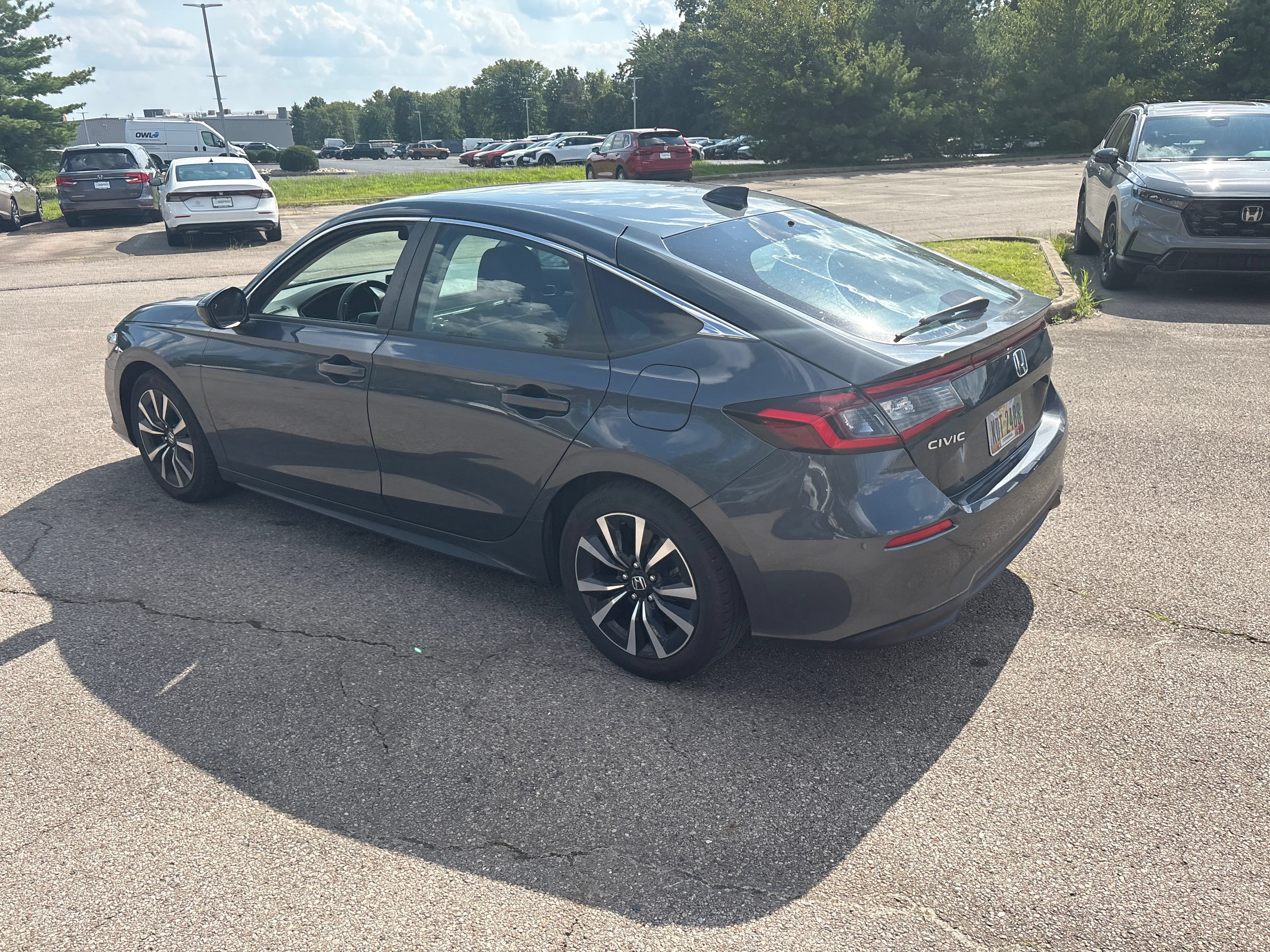 Used 2024 Honda Civic EX-L image 12