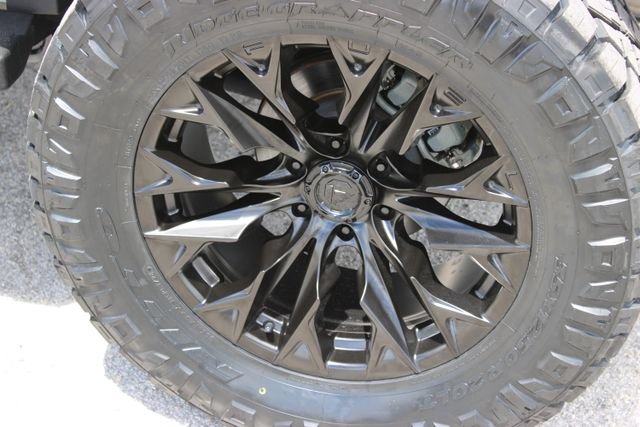 Used 2024 Ford Bronco Outer Banks AWD/4WD image 15