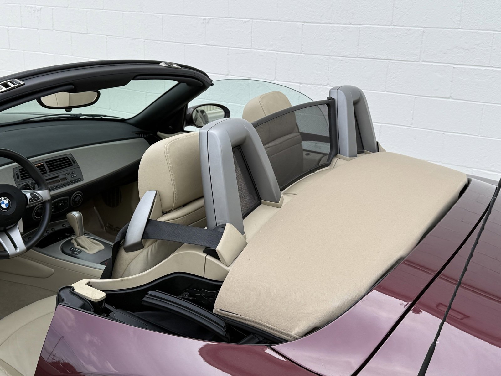 Used 2004 BMW Z4 3.0i RWD image 27