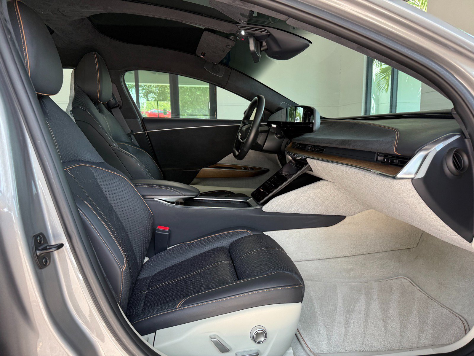 Used 2022 Lucid Air Grand Touring AWD/4WD image 28