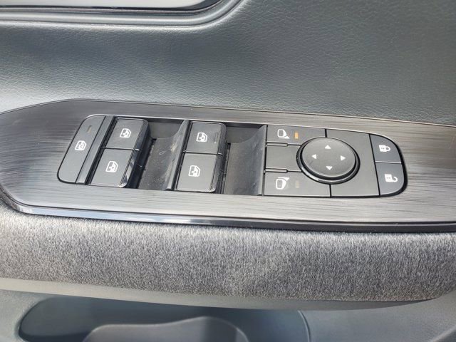 New 2026 Nissan Kicks SV FWD image 13