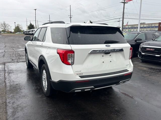 Used 2023 Ford Explorer XLT w/ Equipment Group 202A AWD/4WD image 8