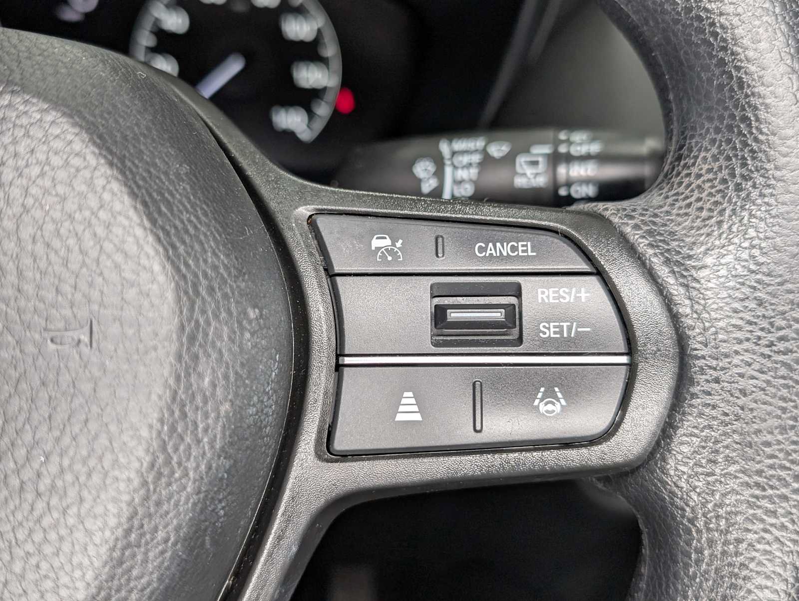Certified 2024 Honda HR-V LX image 31