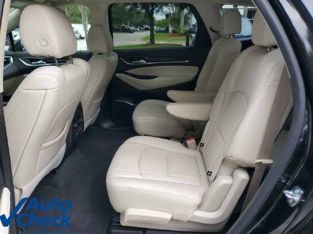Certified 2022 Buick Enclave Essence w/ Experience Buick Package FWD image 12