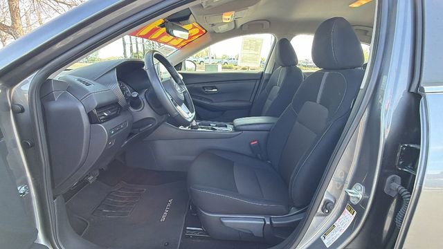 Used 2025 Nissan Sentra SV w/ All-Weather Package image 31