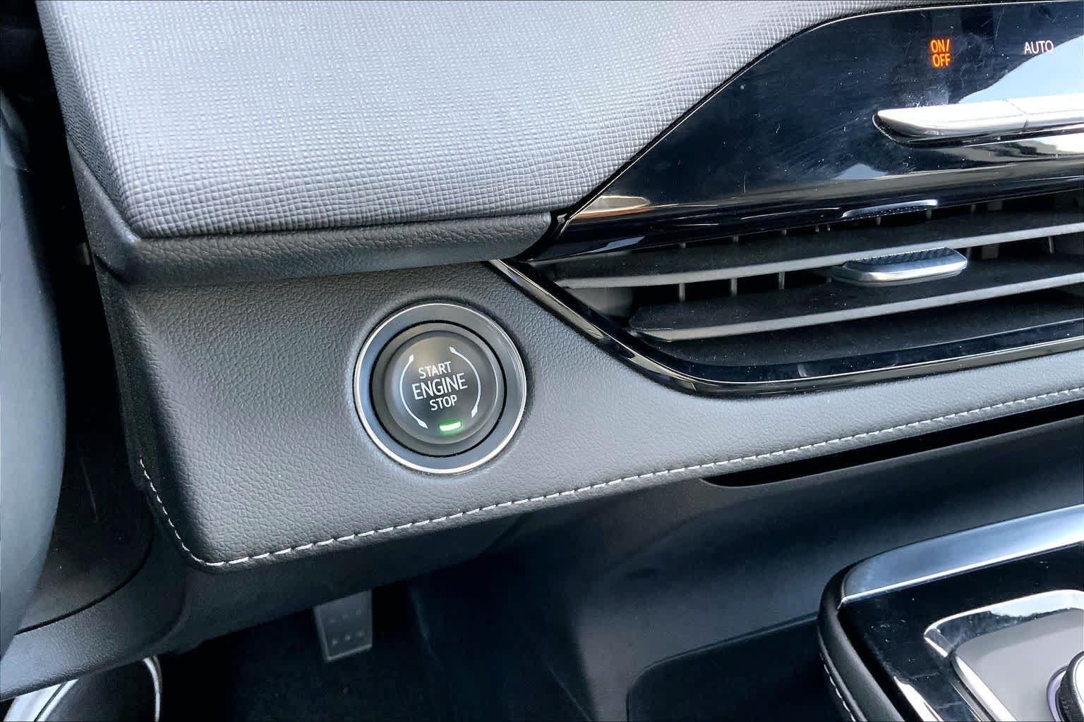 Certified 2026 Buick Enclave Preferred FWD image 35