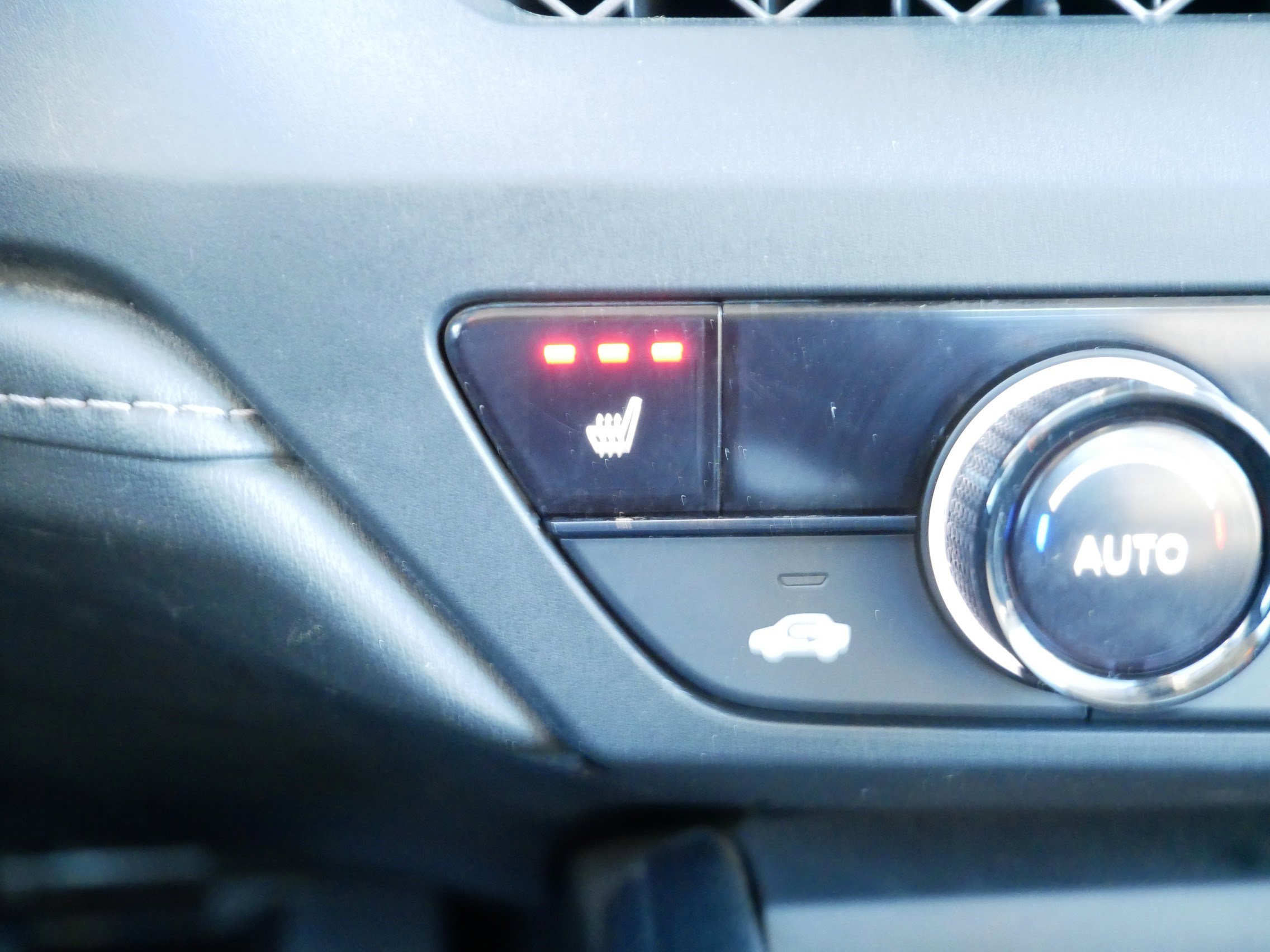 Used 2023 Honda Accord EX image 29