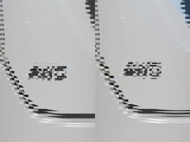 Certified 2023 Honda Pilot Touring image 9