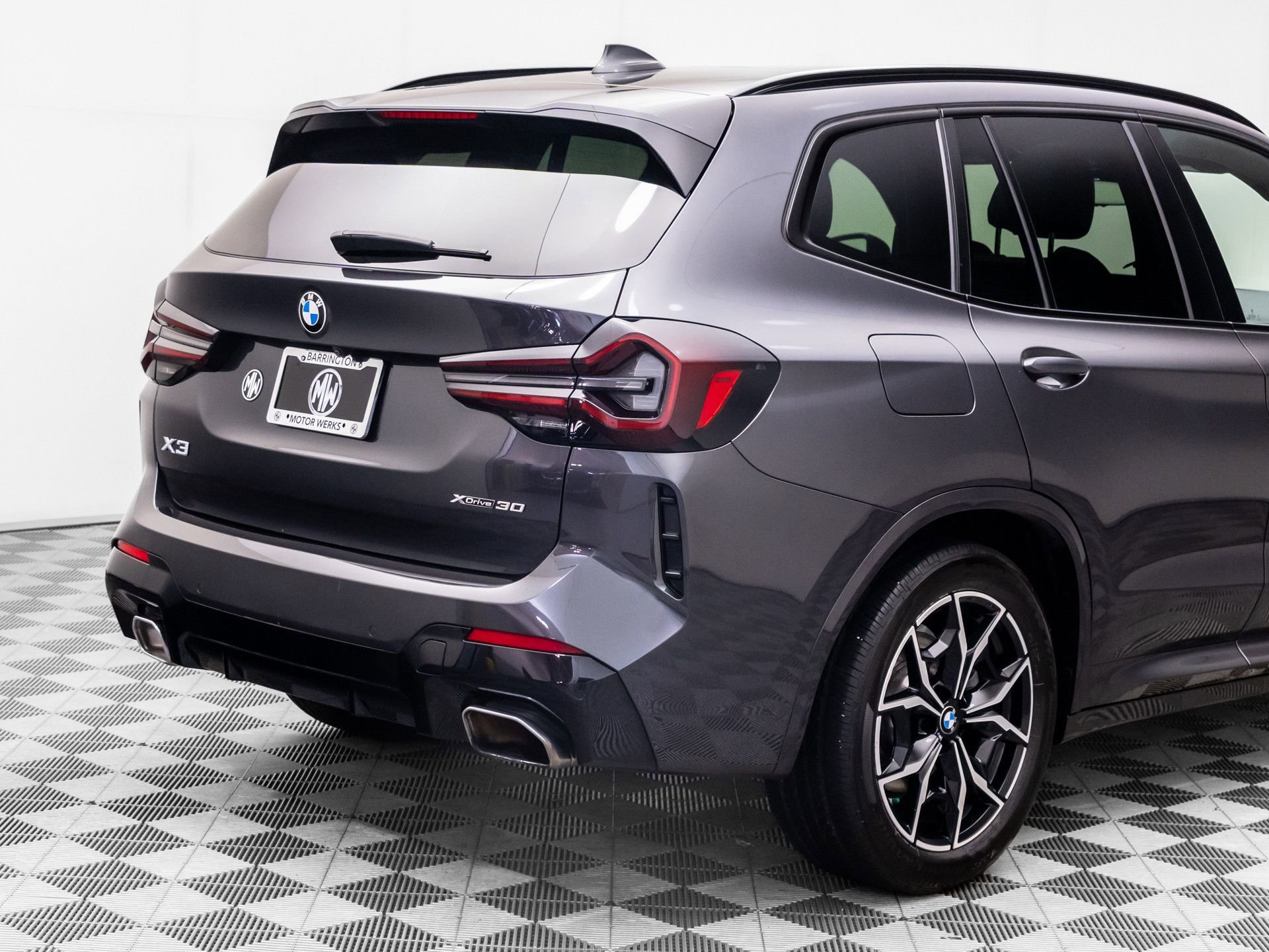 Used 2023 BMW X3 xDrive30i w/ M Sport Package AWD/4WD image 32