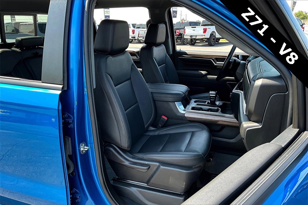 Used 2023 Chevrolet Silverado 1500 RST w/ Convenience Package II image 28