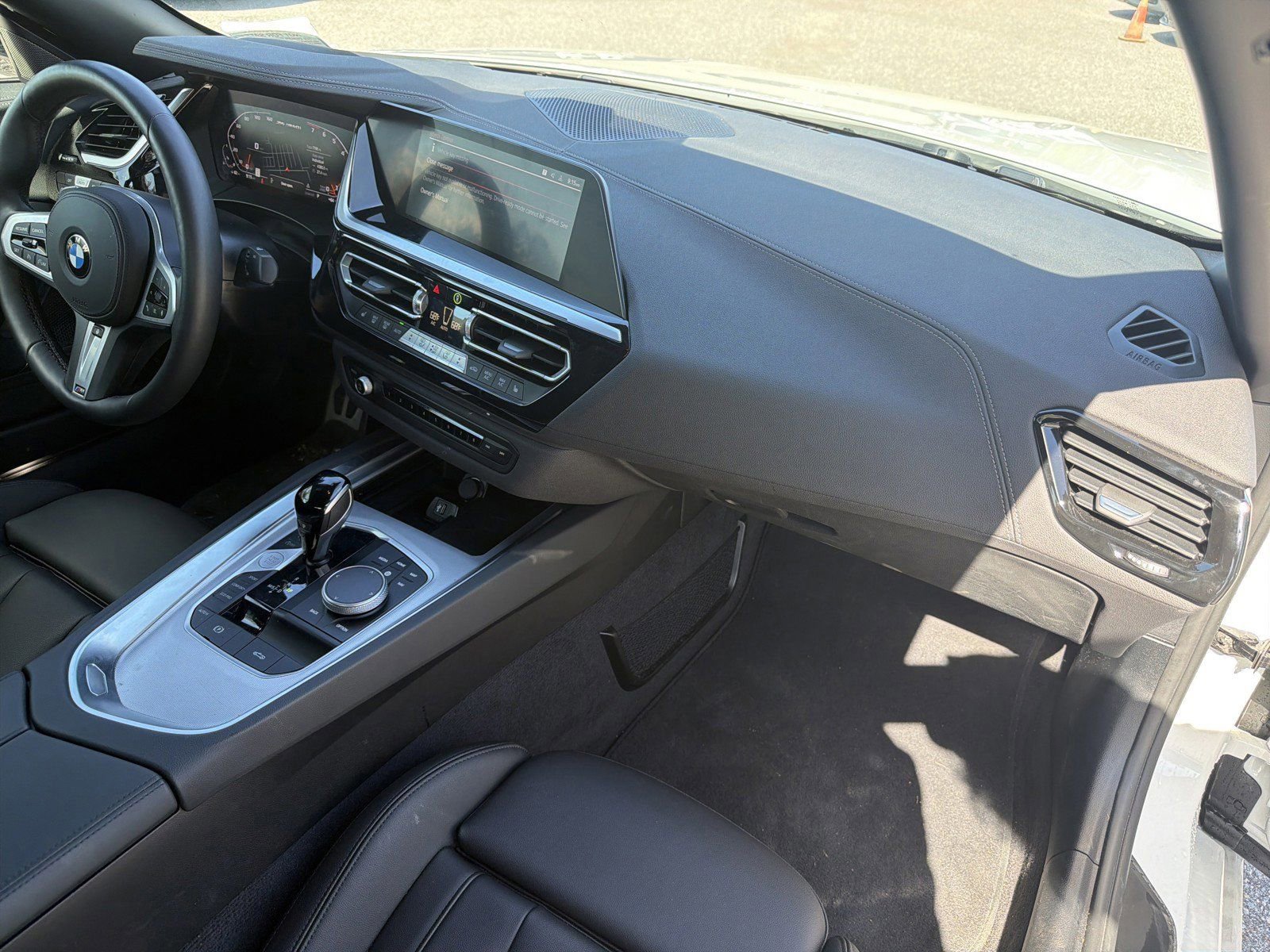 Certified 2026 BMW Z4 M40i RWD image 16