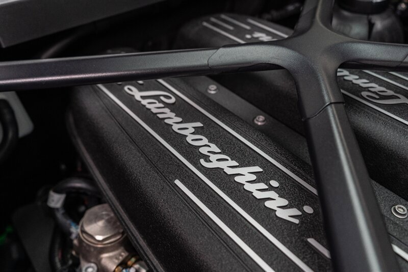 Used 2020 Lamborghini Huracan EVO AWD/4WD image 63