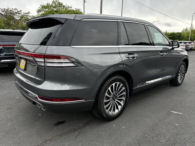 Certified 2024 Lincoln Aviator AWD w/ Premium Package image 5