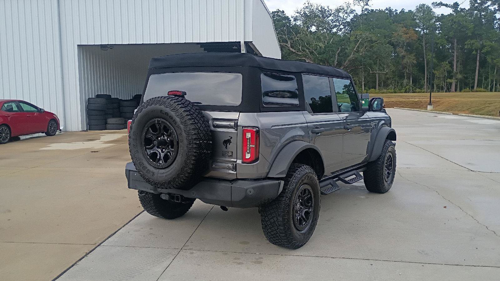 Used 2023 Ford Bronco Wildtrak AWD/4WD image 7