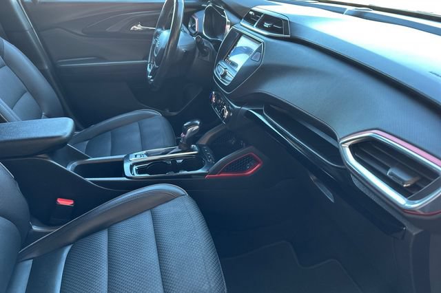 Used 2022 Chevrolet TrailBlazer RS FWD image 19