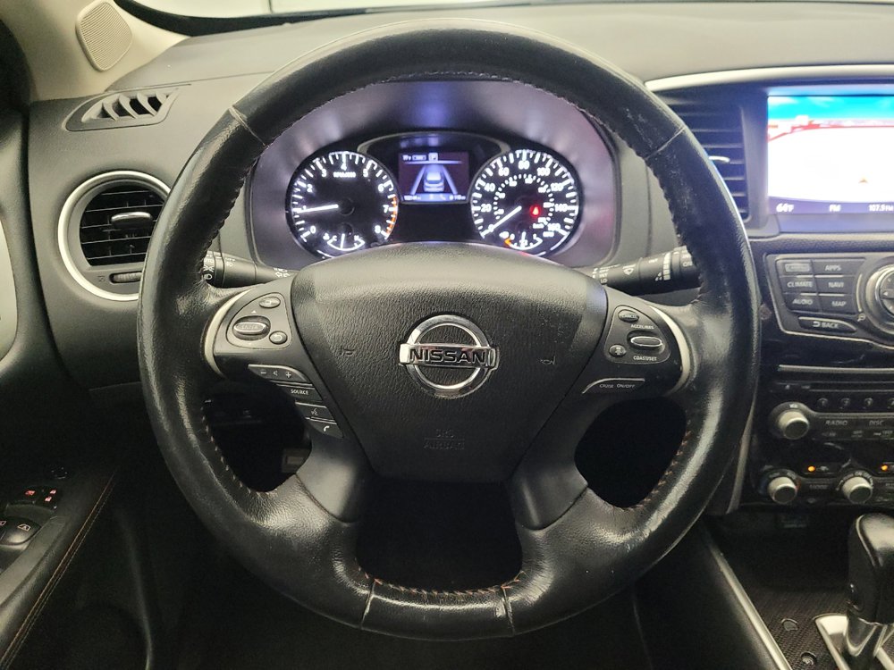 Used 2020 Nissan Pathfinder SL AWD/4WD image 22